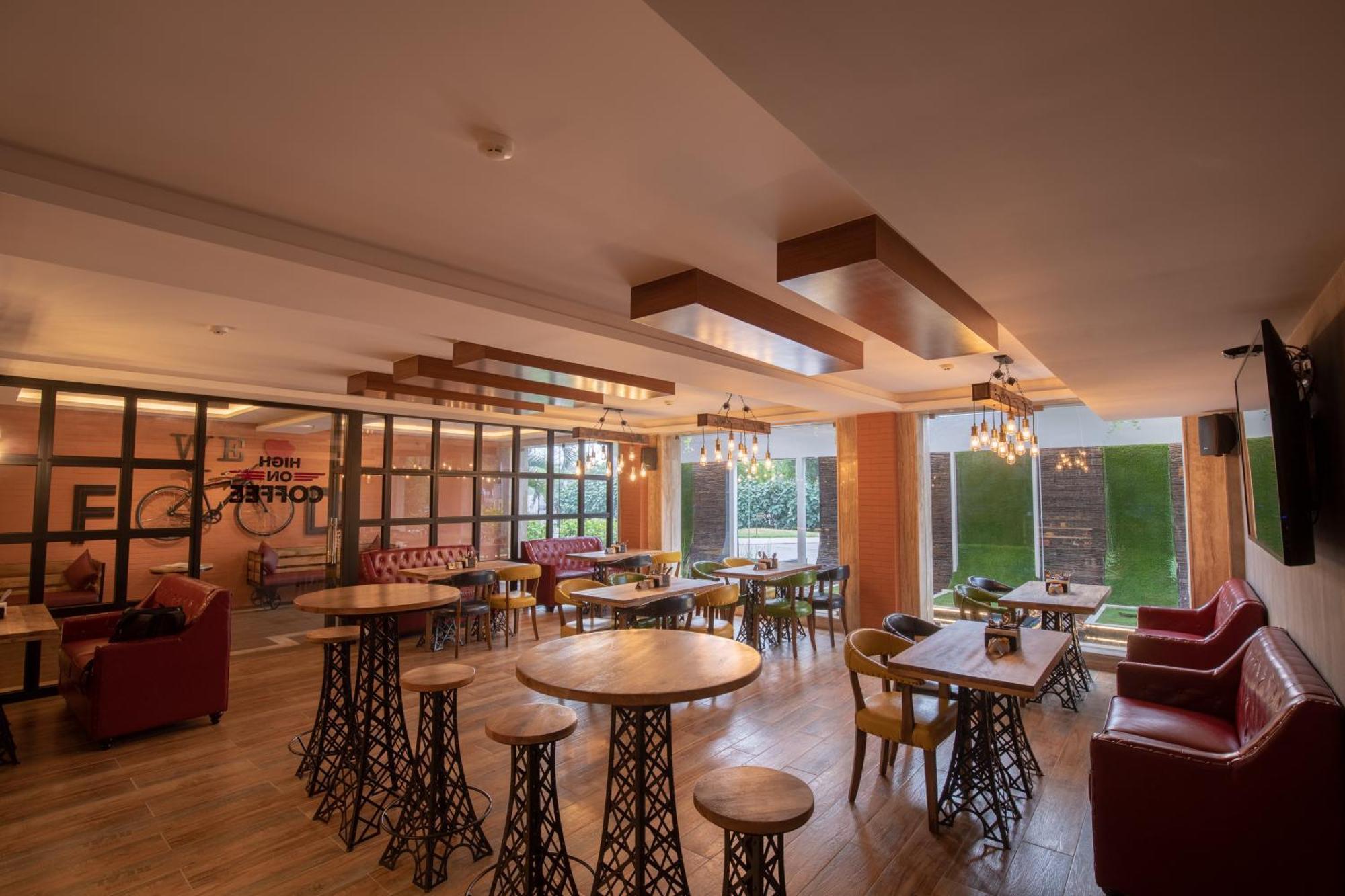 Jenneys Residency Hotel Coimbatore Exterior photo