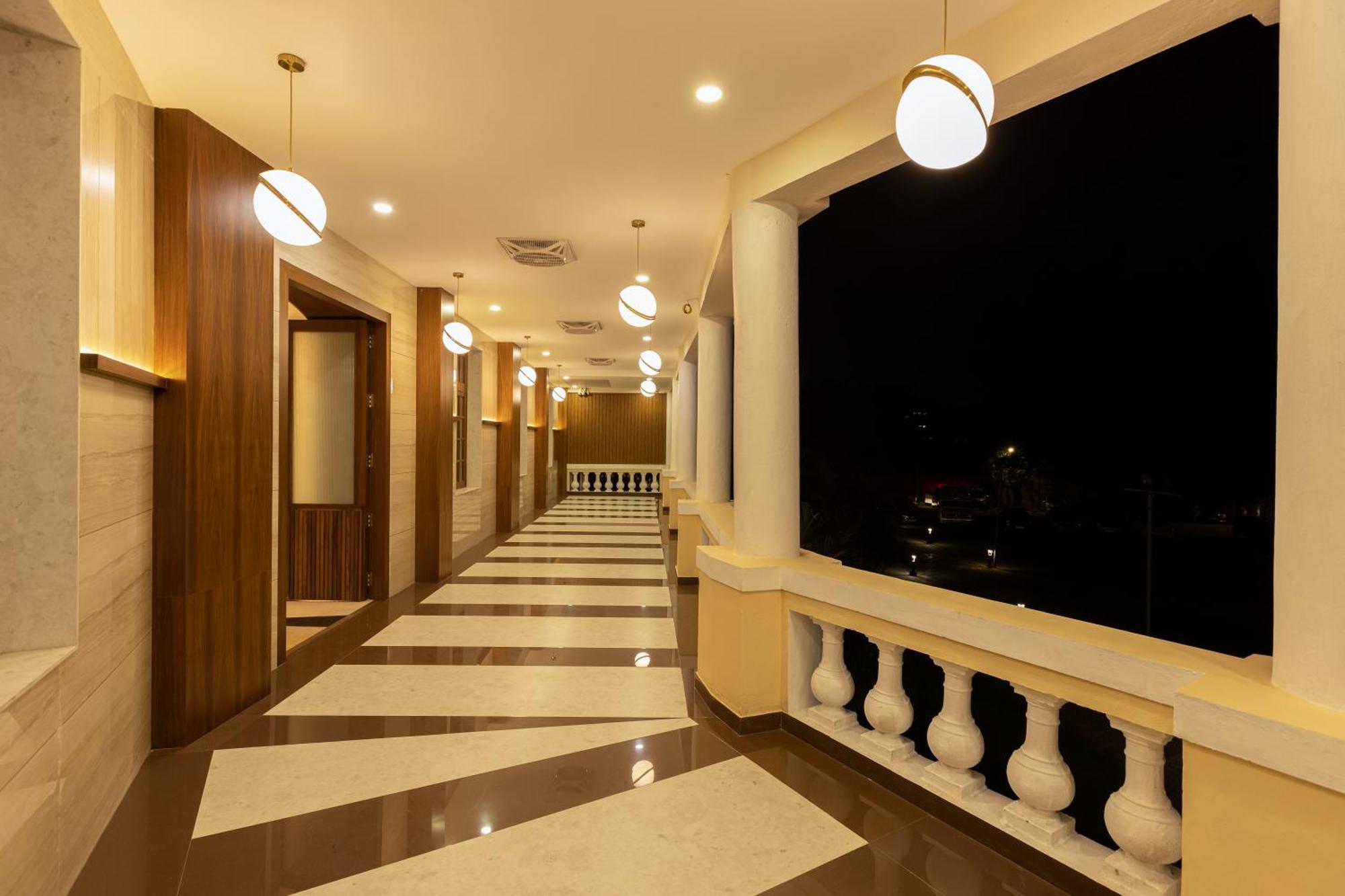 Jenneys Residency Hotel Coimbatore Exterior photo