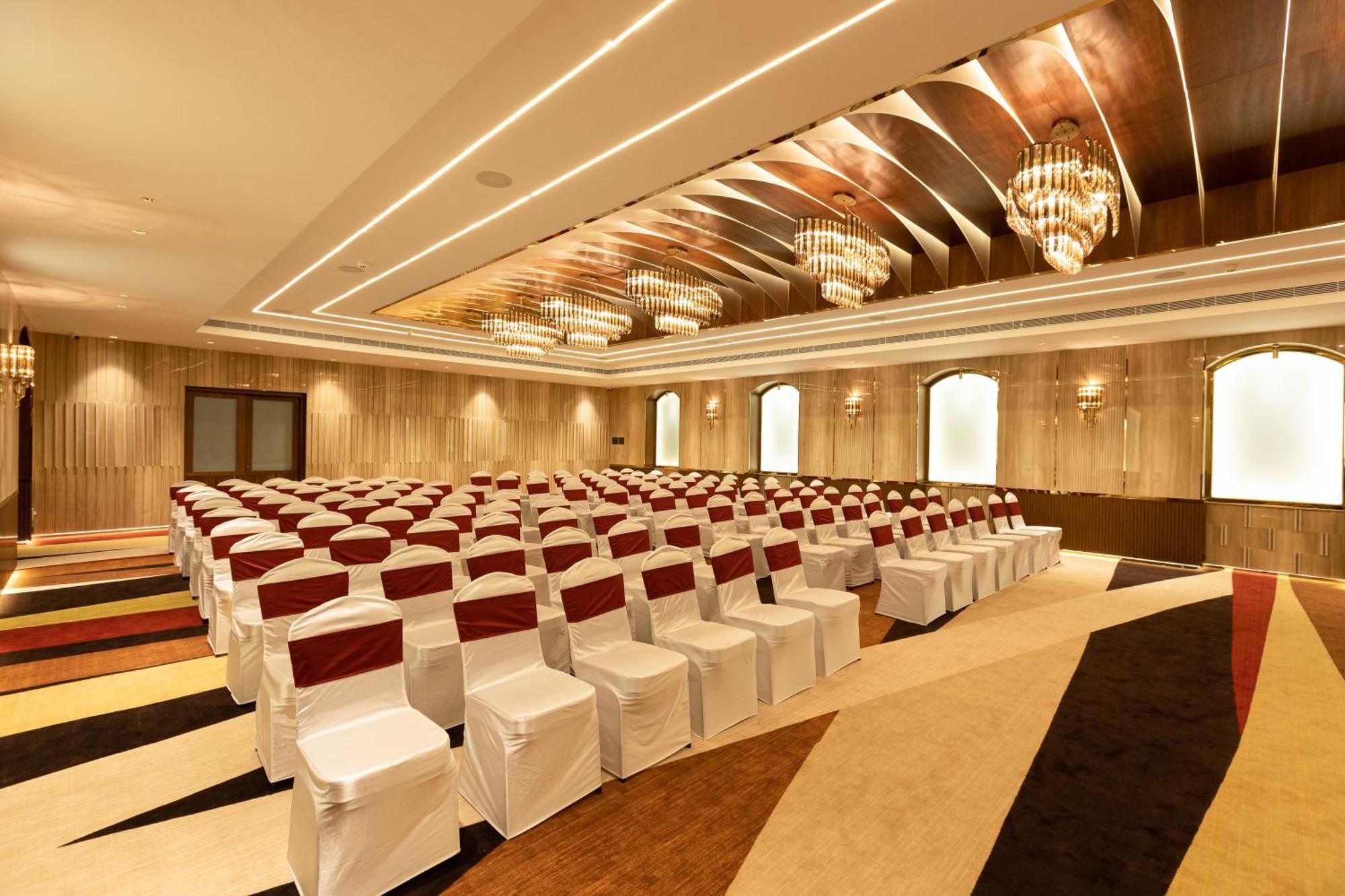 Jenneys Residency Hotel Coimbatore Exterior photo