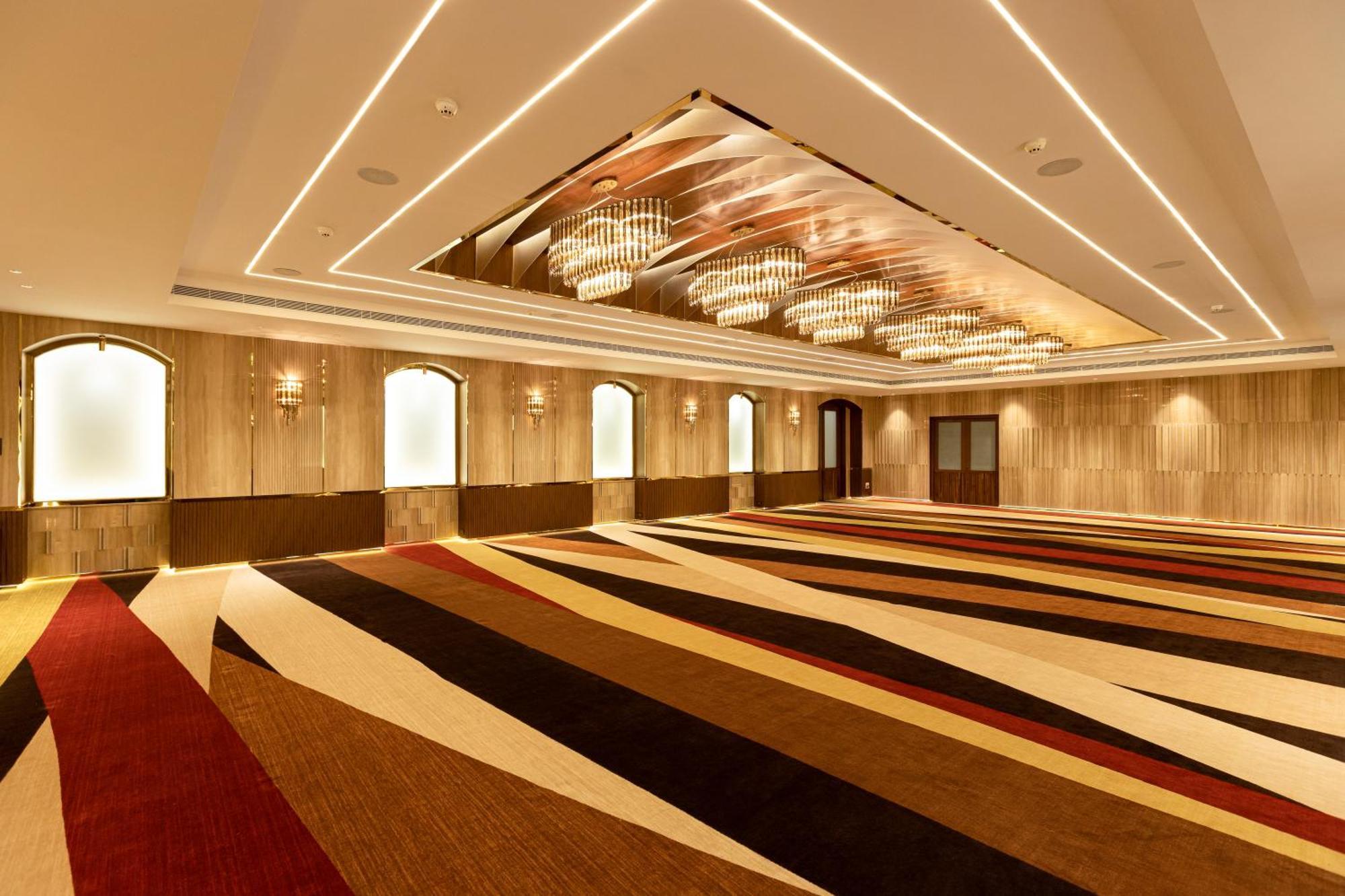 Jenneys Residency Hotel Coimbatore Exterior photo