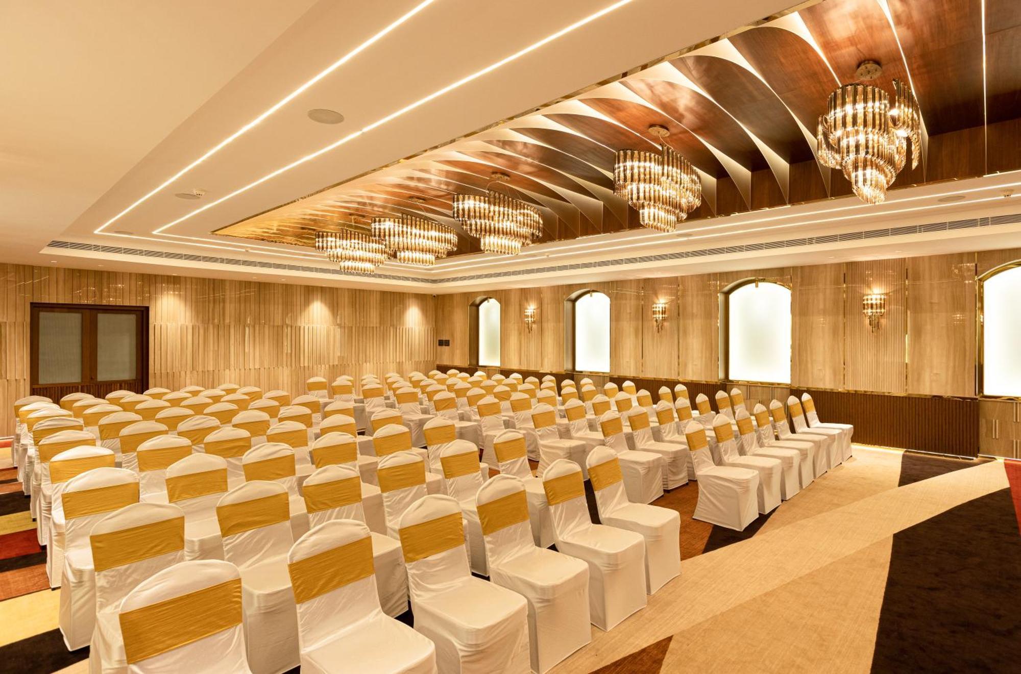 Jenneys Residency Hotel Coimbatore Exterior photo