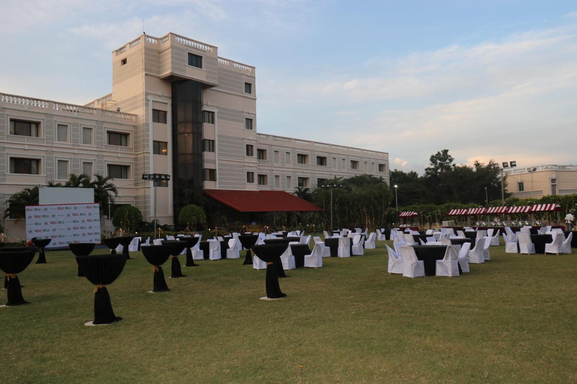 Jenneys Residency Hotel Coimbatore Exterior photo