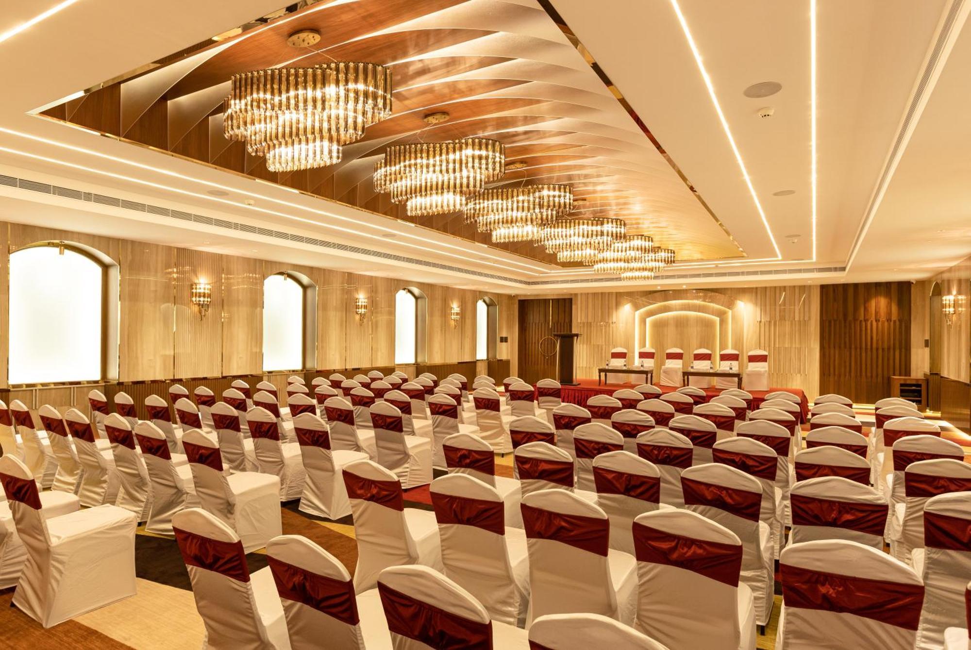 Jenneys Residency Hotel Coimbatore Exterior photo